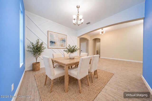 1034 Chelan Falls Drive, Deland, FL 32724