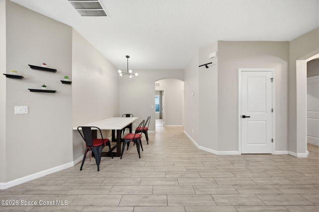1034 Chelan Falls Drive, Deland, FL 32724