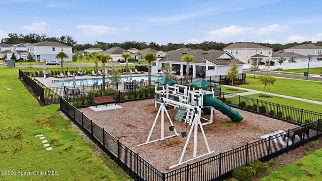 1034 Chelan Falls Drive, Deland, FL 32724