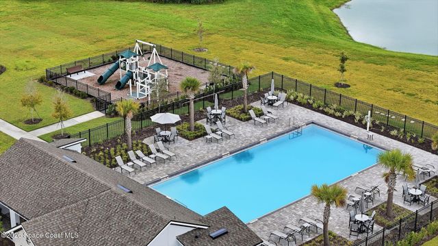 1034 Chelan Falls Drive, Deland, FL 32724