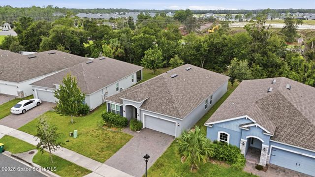 1034 Chelan Falls Drive, Deland, FL 32724