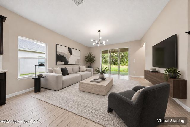 1034 Chelan Falls Drive, Deland, FL 32724