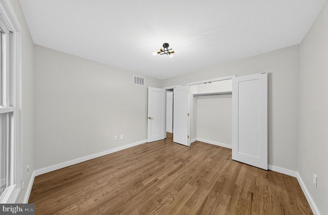 1406 OLDMANS CREEK RD, Swedesboro, NJ 08085
