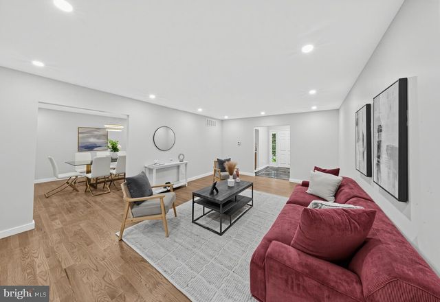 1406 OLDMANS CREEK RD, Swedesboro, NJ 08085