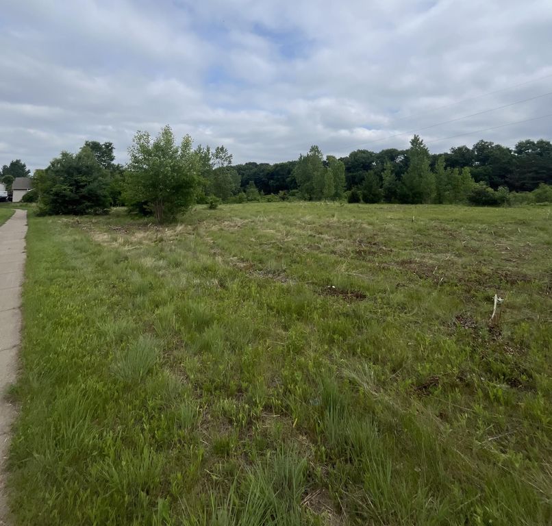 7920 Lake Drive, Circle Pines, MN 55014 — photo 2