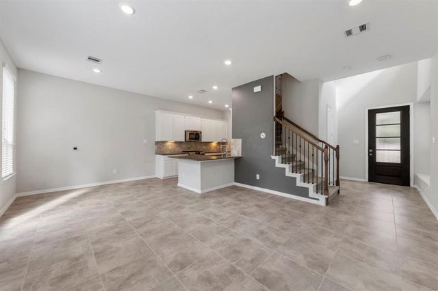 211 Moon Dance Court, Conroe, TX 77304