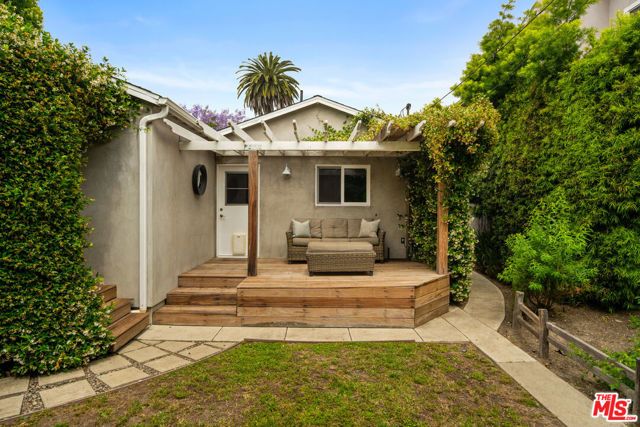 11946 Lucile Street, Culver City, CA 90230