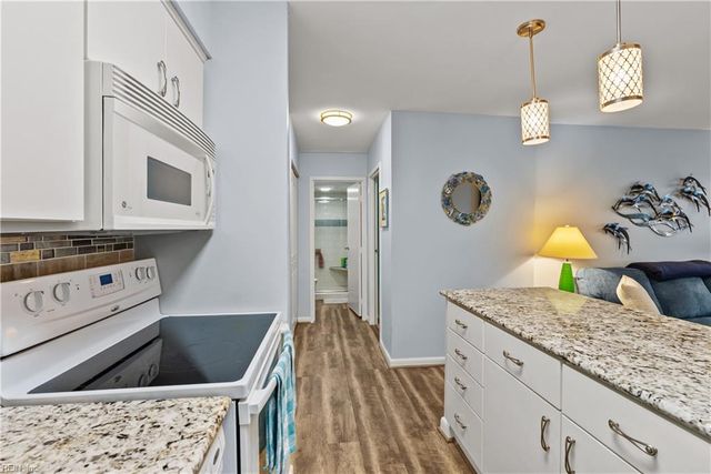 303 Atlantic Ave Apt 1402, Virginia Beach, VA 23451