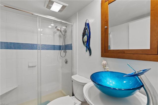 303 Atlantic Ave Apt 1402, Virginia Beach, VA 23451