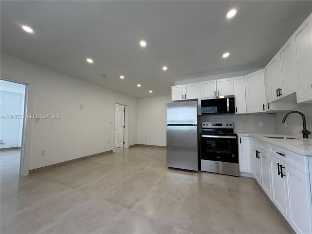 1235 Normandy Drive 7, Miami Beach, FL 33141