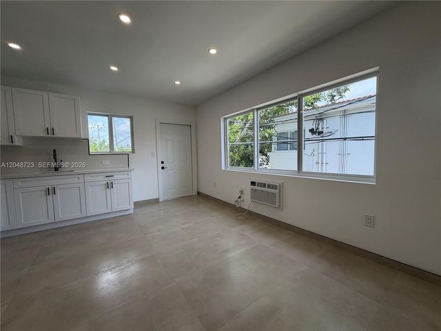1235 Normandy Drive 7, Miami Beach, FL 33141