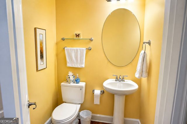 1211 Water Front Road, Greensboro, GA 30642