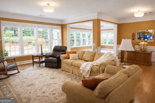 1211 Water Front Road, Greensboro, GA 30642