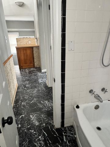 262 Hollister Avenue SE, Grand Rapids, MI 49506