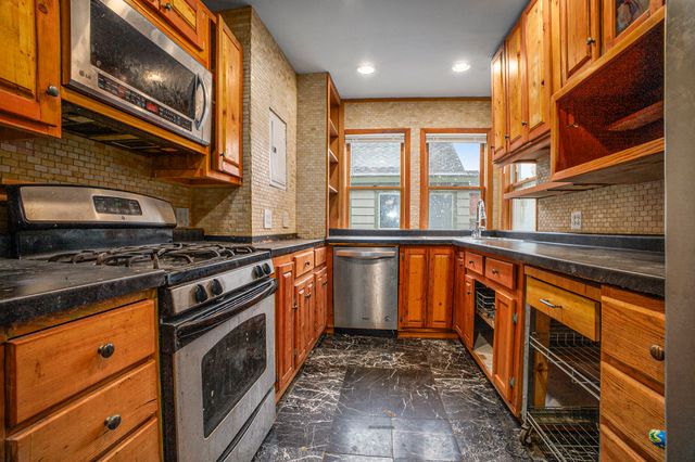 262 Hollister Avenue SE, Grand Rapids, MI 49506