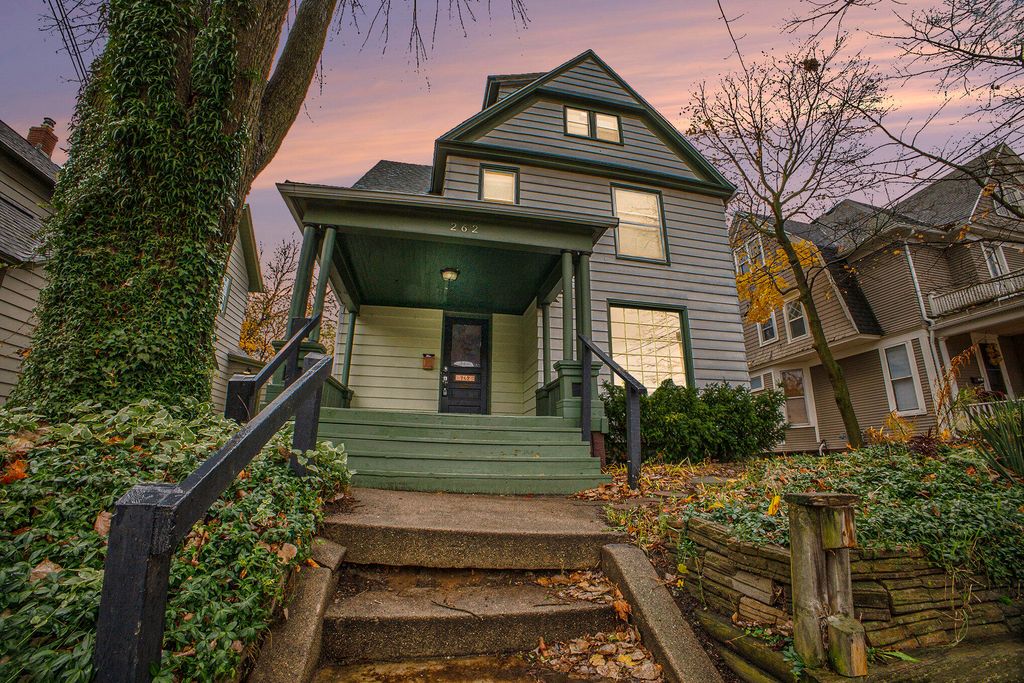 262 Hollister Avenue SE, Grand Rapids, MI 49506