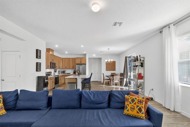 1985 BURGUNDY DRIVE, Minneola, FL 34715