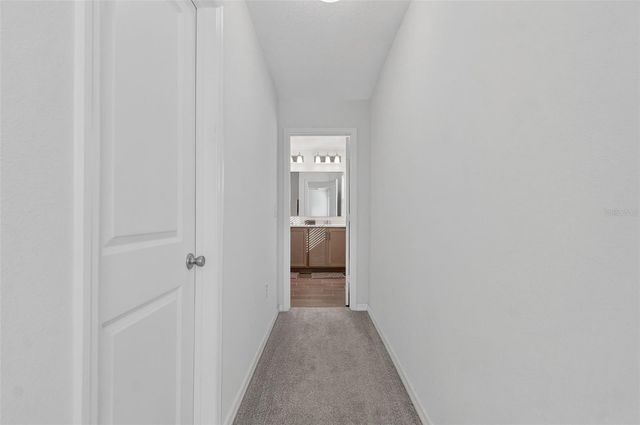 1985 BURGUNDY DRIVE, Minneola, FL 34715