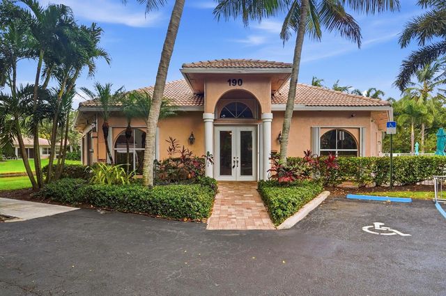 368 W Coral Trace Circle, Delray Beach, FL 33445