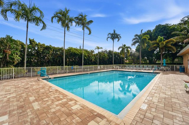368 W Coral Trace Circle, Delray Beach, FL 33445