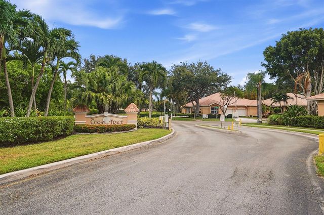 368 W Coral Trace Circle, Delray Beach, FL 33445
