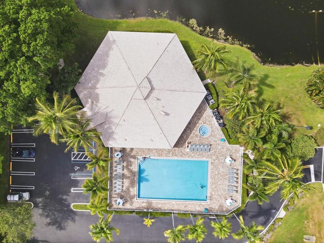 368 W Coral Trace Circle, Delray Beach, FL 33445