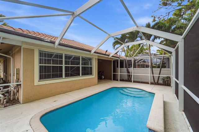 368 W Coral Trace Circle, Delray Beach, FL 33445