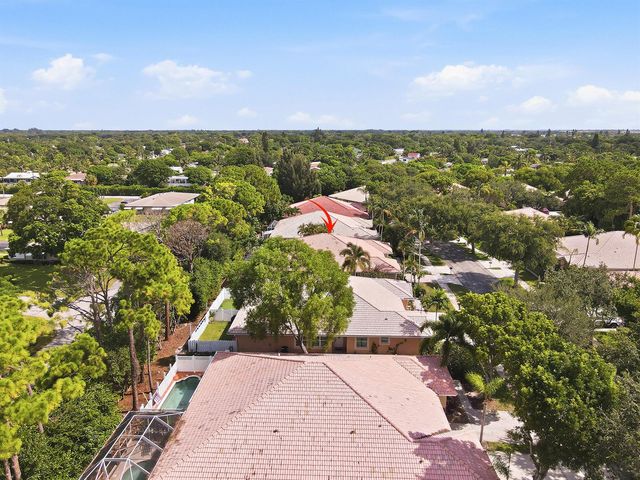 368 W Coral Trace Circle, Delray Beach, FL 33445