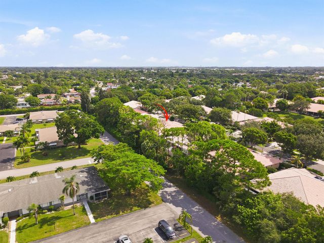 368 W Coral Trace Circle, Delray Beach, FL 33445