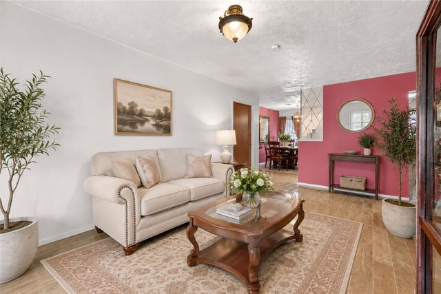 2251 Myrtlewood Drive, Dallas, TX 75232