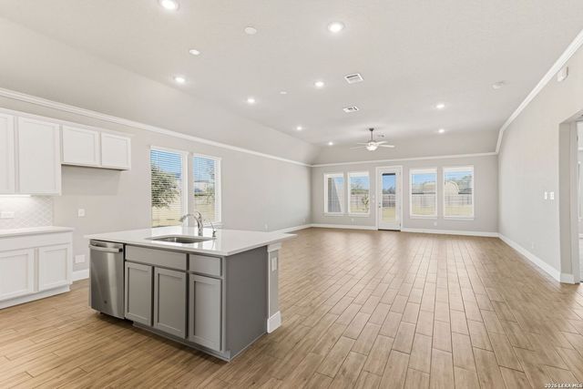 5003 Bonniecrest, San Antonio, TX 78263