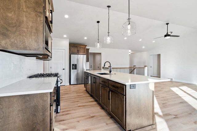 4013 ANTWERP AVENUE, Green Bay, WI 54313