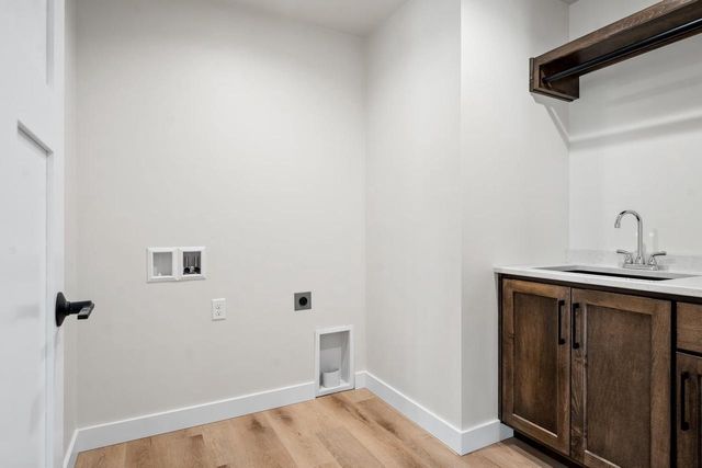 4013 ANTWERP AVENUE, Green Bay, WI 54313