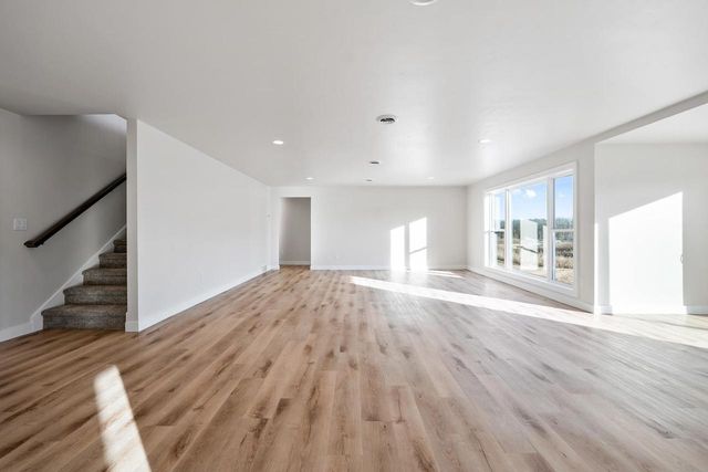 4013 ANTWERP AVENUE, Green Bay, WI 54313