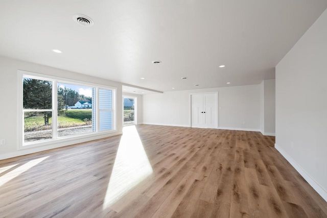 4013 ANTWERP AVENUE, Green Bay, WI 54313