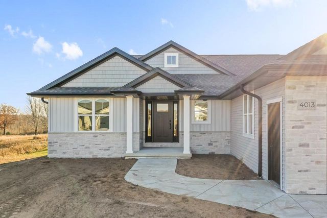 4013 ANTWERP AVENUE, Green Bay, WI 54313