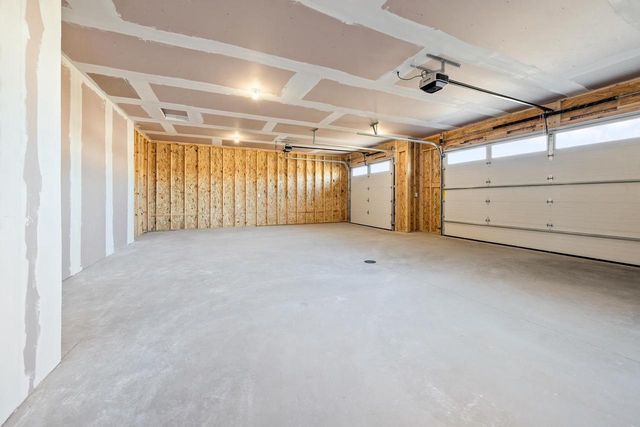 4013 ANTWERP AVENUE, Green Bay, WI 54313