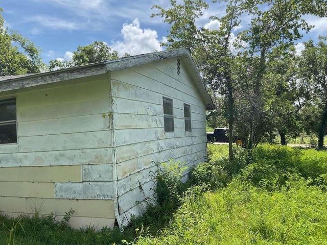 1857 County Road 318, Brazoria, TX 77422