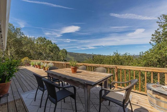 27465 Vista Del Toro Place, Salinas, CA 93908