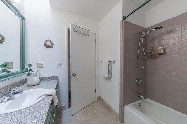 27465 Vista Del Toro Place, Salinas, CA 93908