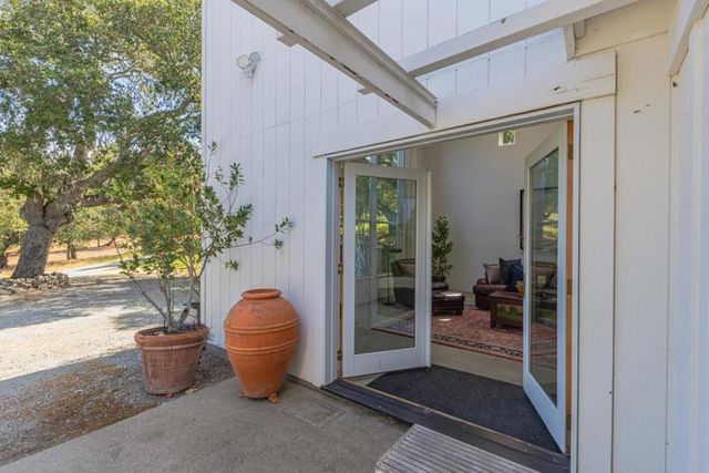 27465 Vista Del Toro Place, Salinas, CA 93908