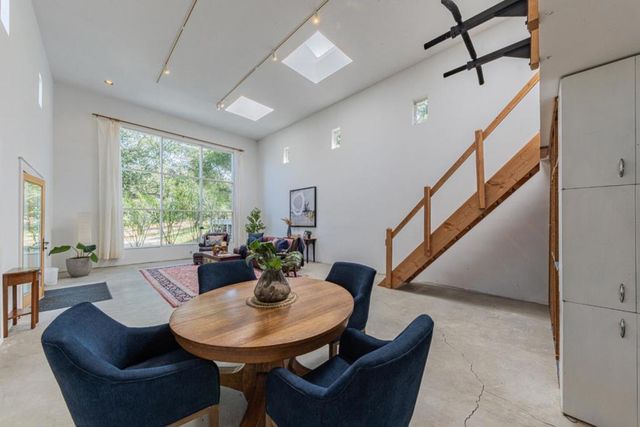 27465 Vista Del Toro Place, Salinas, CA 93908