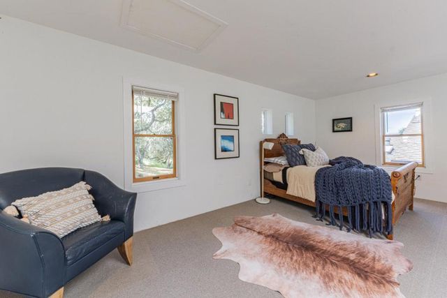 27465 Vista Del Toro Place, Salinas, CA 93908