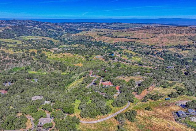 27465 Vista Del Toro Place, Salinas, CA 93908