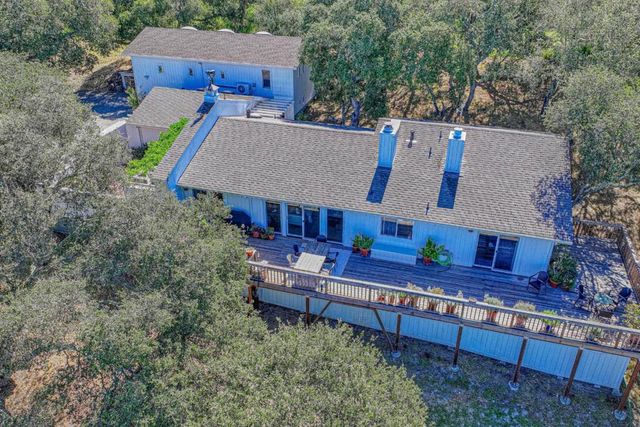 27465 Vista Del Toro Place, Salinas, CA 93908