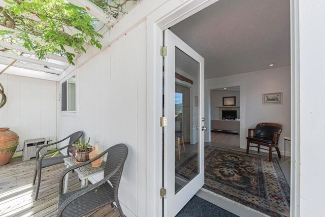 27465 Vista Del Toro Place, Salinas, CA 93908