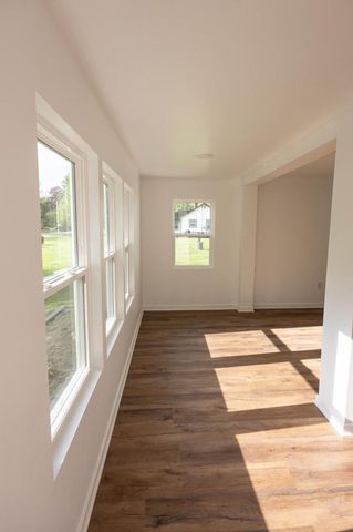 8231 Chara DRIVE, Burlington, WI 53105