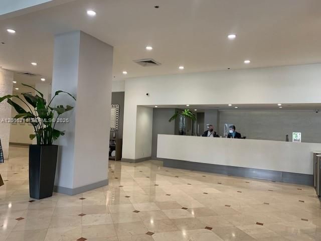 100 Lincoln Road 301, Miami Beach, FL 33139