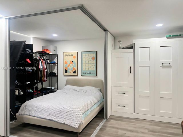 100 Lincoln Road 301, Miami Beach, FL 33139