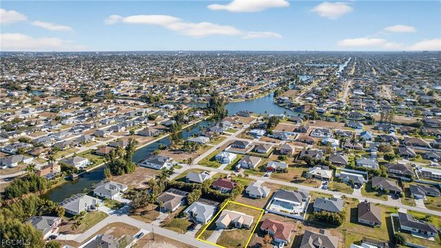 510 SW 26th TER, Cape Coral, FL 33914